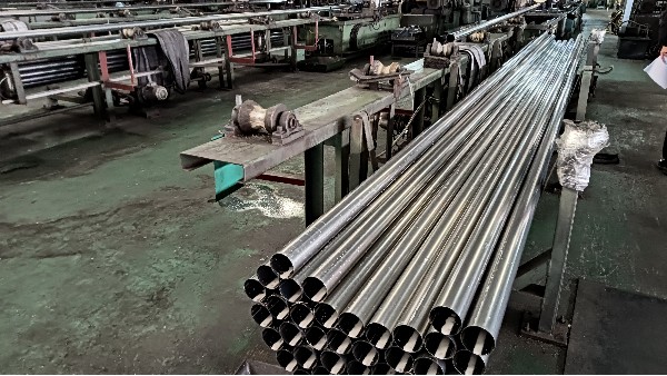 不銹鋼管性能，純凈的力量：為什么冶金質(zhì)量是性能“隱形基石”？
