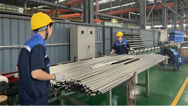 新能源電池行業(yè)不銹鋼管選擇！