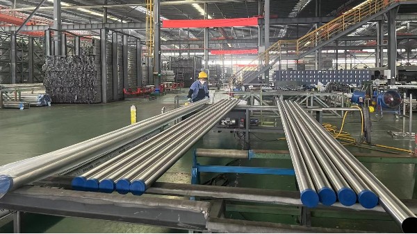 304 不銹鋼管，食品醫(yī)療設備的硬核保障！