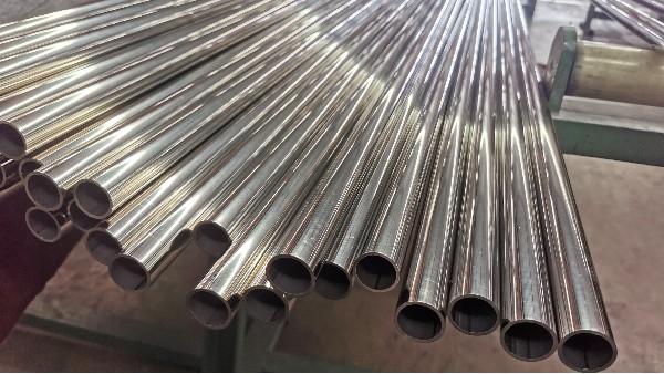 201和202不銹鋼管的區(qū)別！