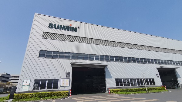 不銹鋼管想要用得好，拋光處理少不了